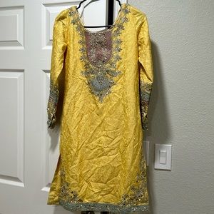 Yellow Salwar Kameez - Faiza Saqlain.